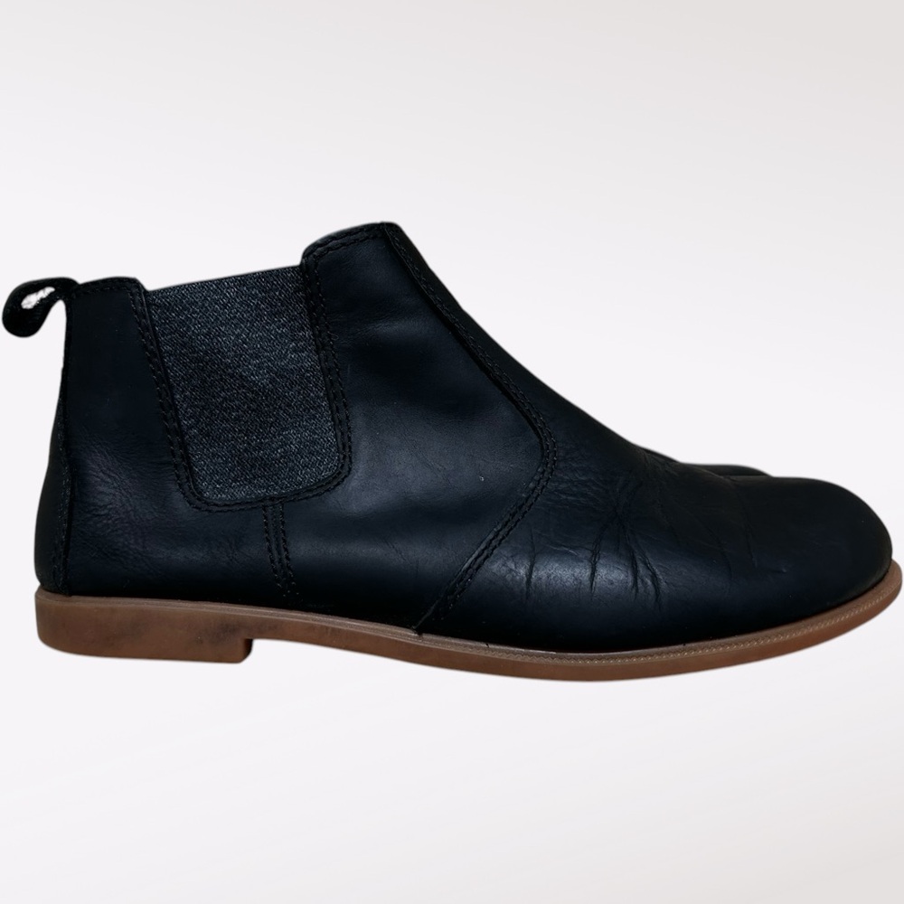 Men's Black Leather Chelsea Boots
